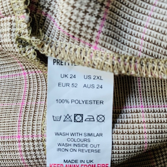 Mocha Check Strappy Zip Back Crop Top NWT Size 2X - Picture 8 of 8